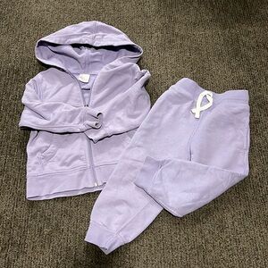 Hanna Andersson matching sweatshirt and sweatpants set